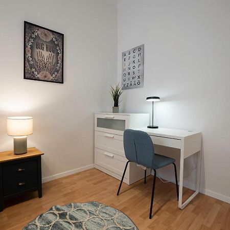 Experience Fresh Comfort In Our Brand-New Apartment In Vienna'S 17Th District Exterior photo
