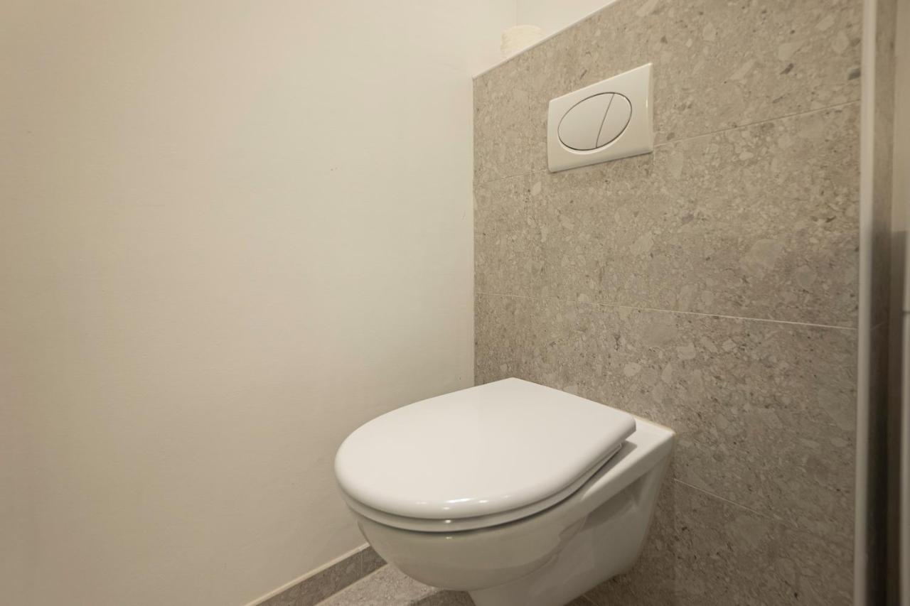 Experience Fresh Comfort In Our Brand-New Apartment In Vienna'S 17Th District Exterior photo