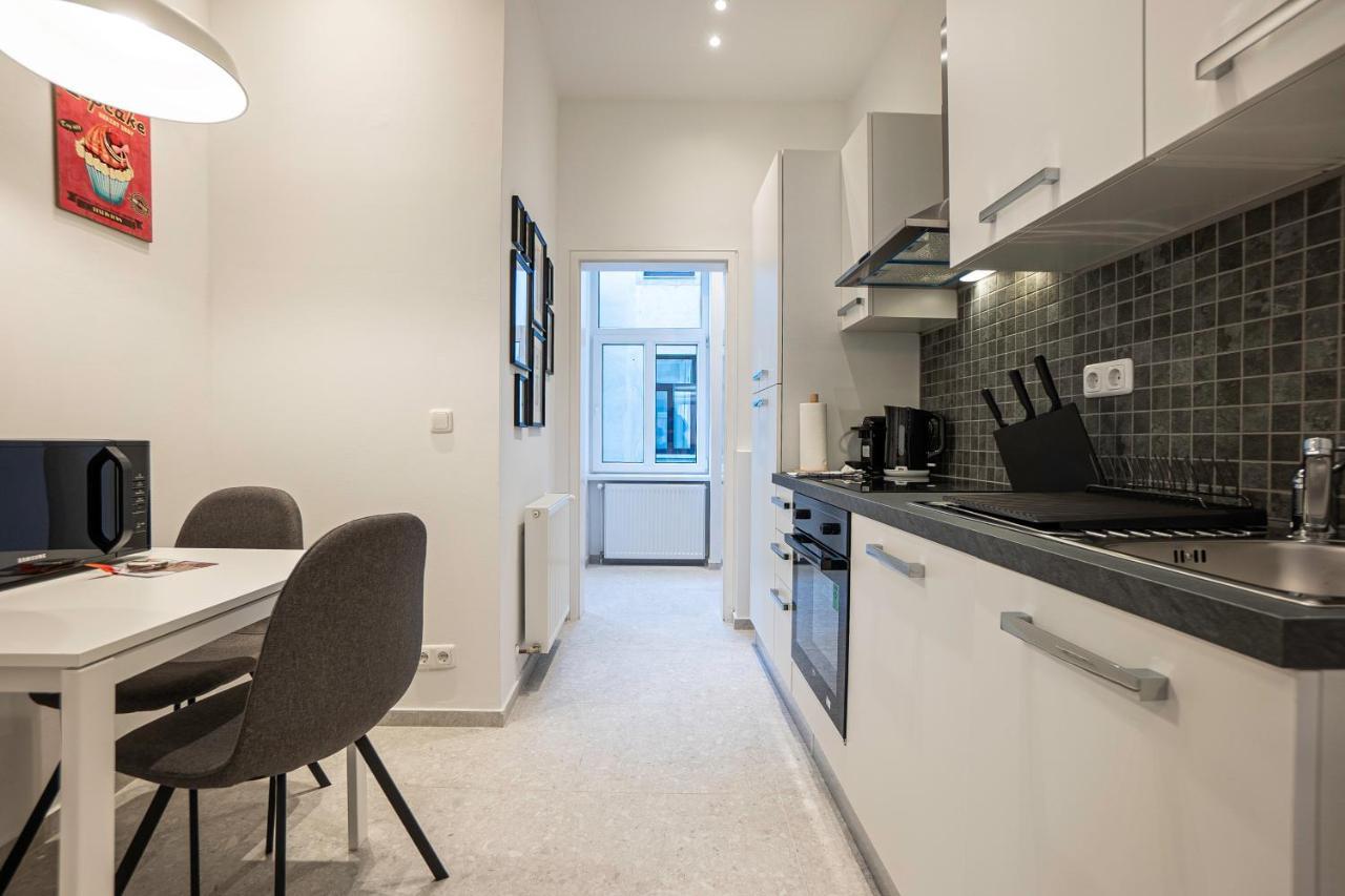 Experience Fresh Comfort In Our Brand-New Apartment In Vienna'S 17Th District Exterior photo