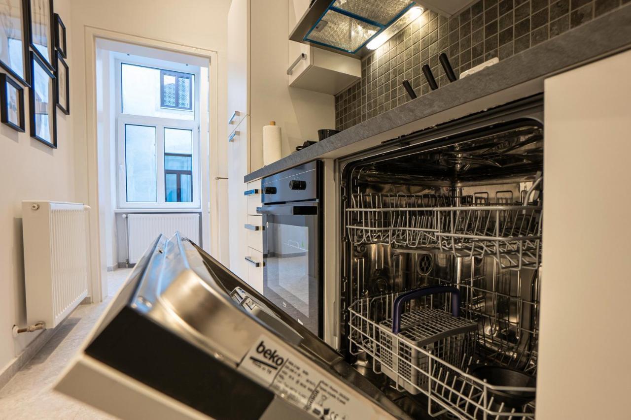 Experience Fresh Comfort In Our Brand-New Apartment In Vienna'S 17Th District Exterior photo