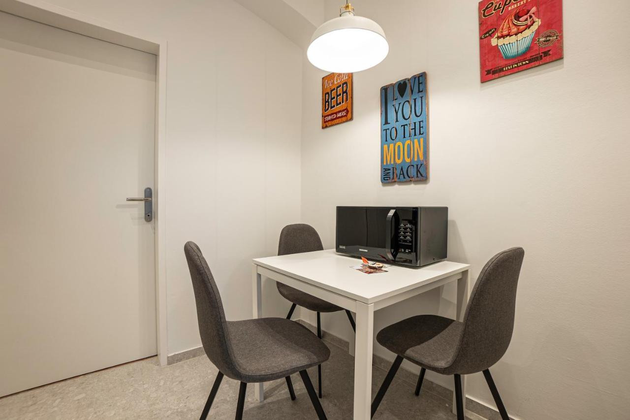 Experience Fresh Comfort In Our Brand-New Apartment In Vienna'S 17Th District Exterior photo